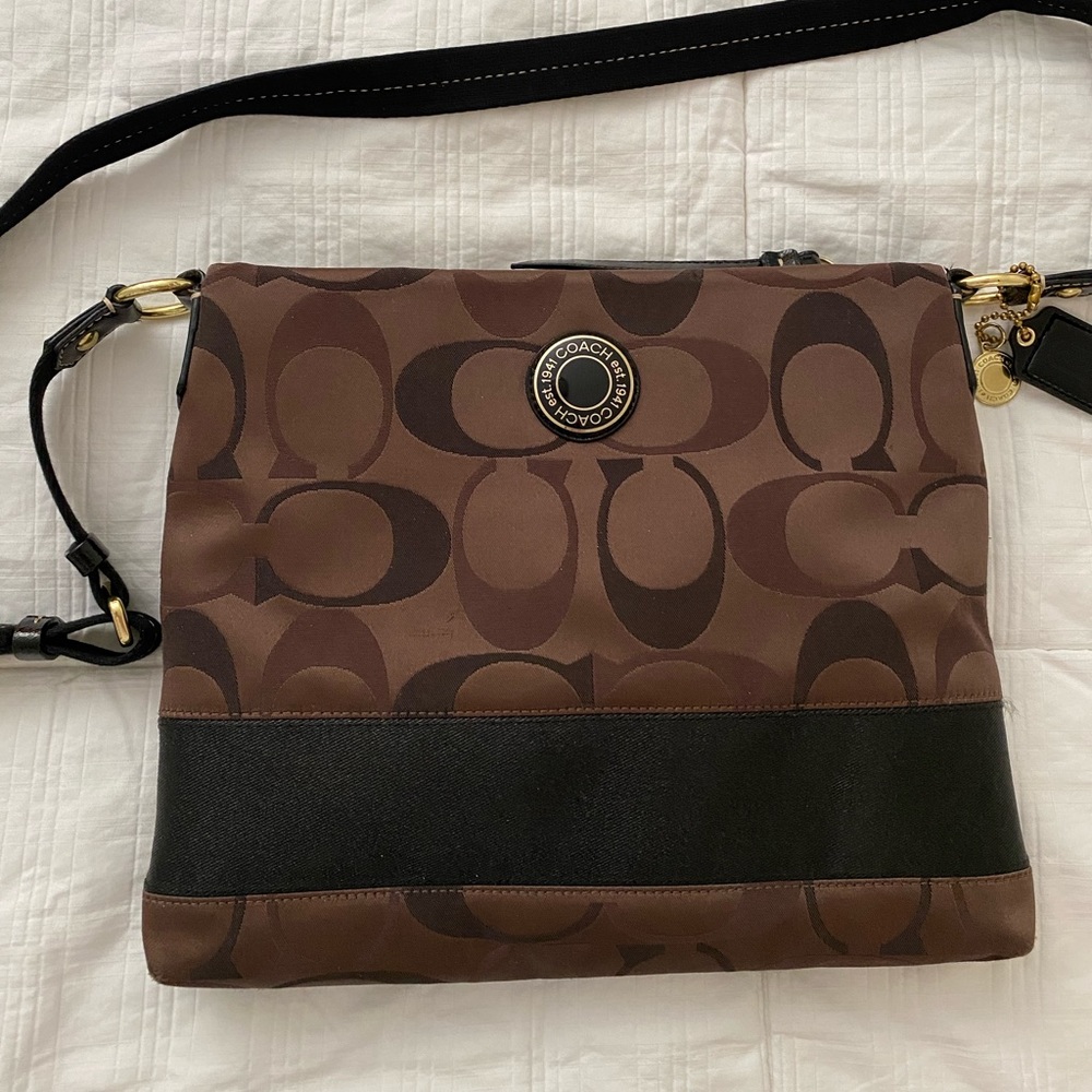 Coach crossbody purse